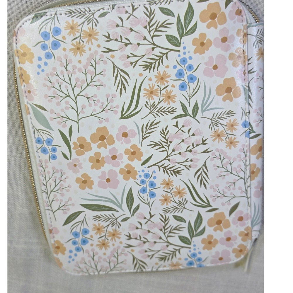 Floral Zip Around Portfolio Organizer White Wildflower Print Planner Case